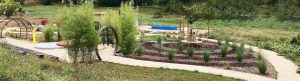 Vue d'ensemble du jardin thérapeutique de l'IME de Meyssac